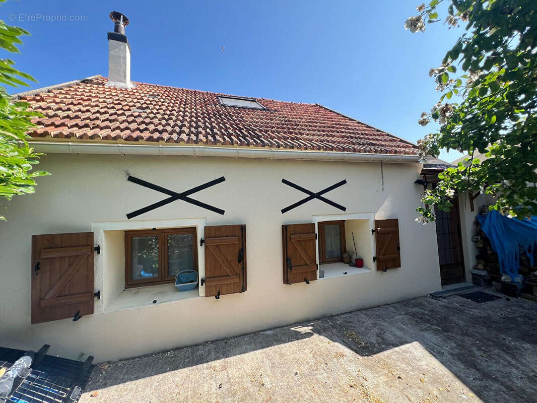 Maison à MILLY-LA-FORET