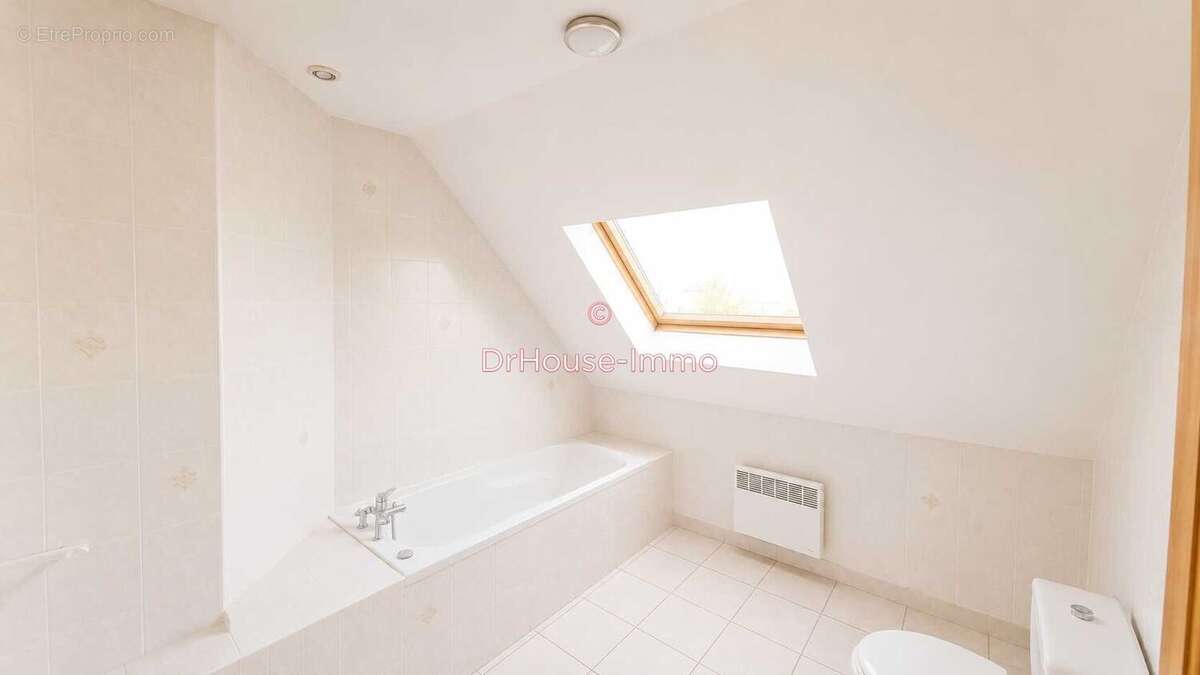 Maison 126 m² à Fretin  - photo 16