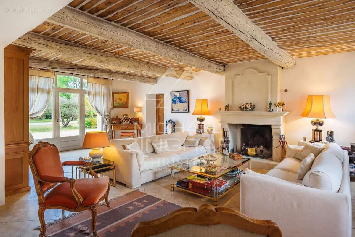 Maison à LOURMARIN
