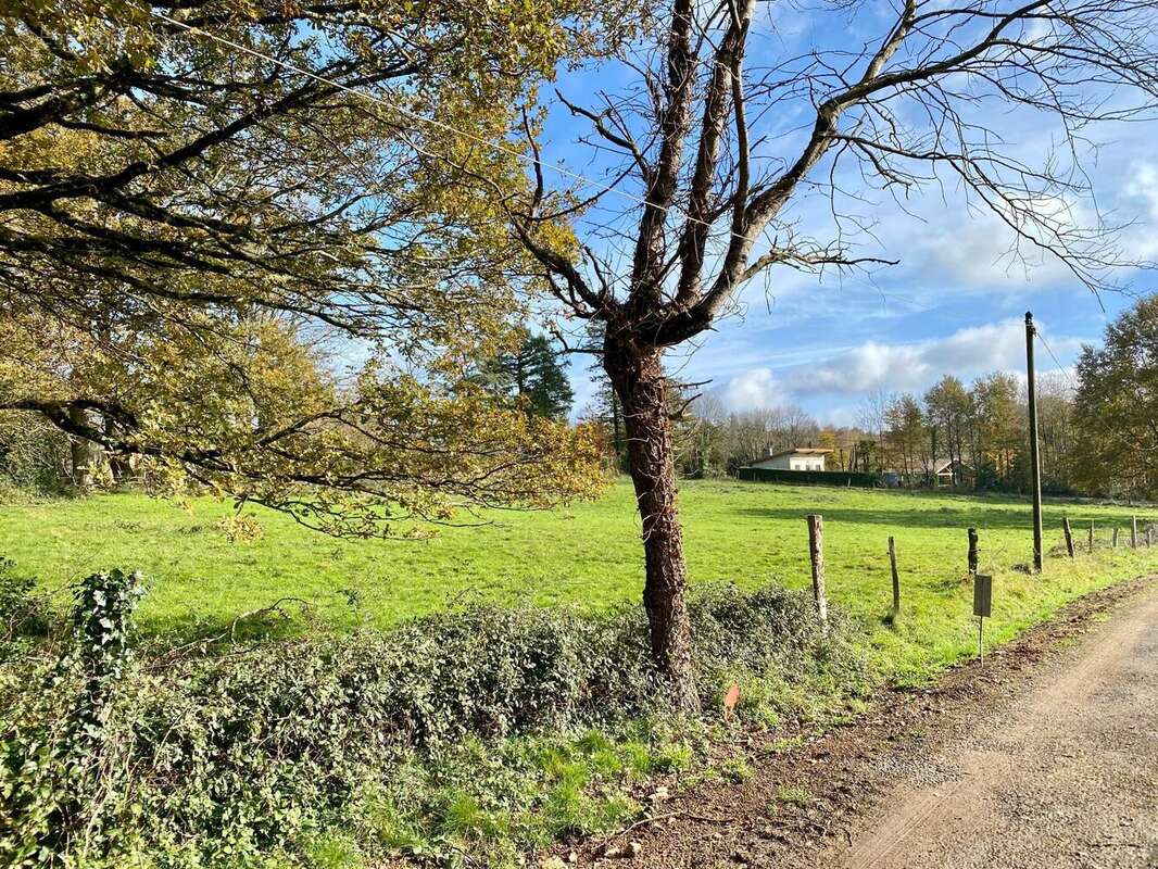 Photo 7 - Terrain à PONT-DE-LARN