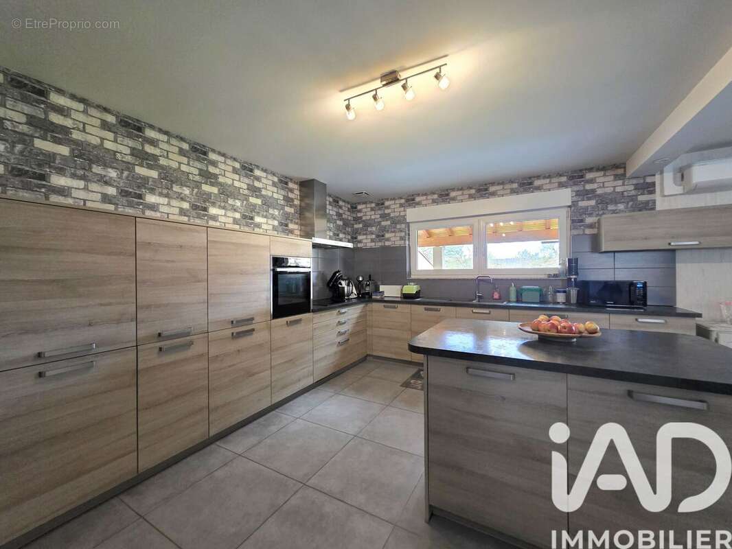 Maison 152 m² à Herbitzheim  - photo 4
