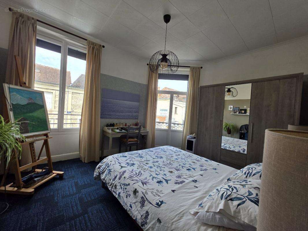 Maison à TOURNON-SAINT-MARTIN