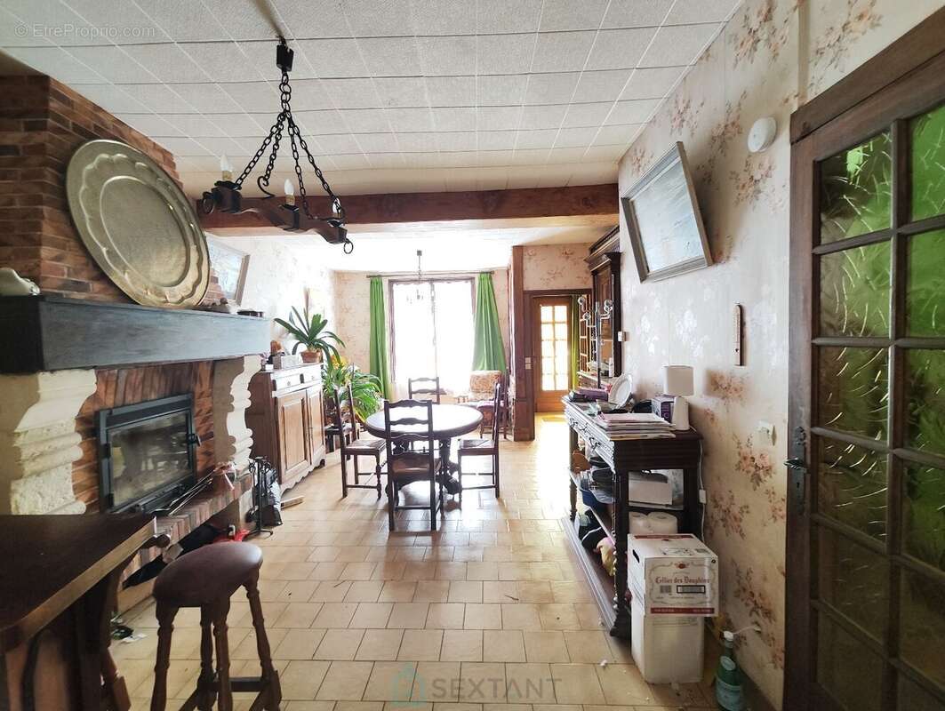 Centre ville d'Orbec, au calme avec jardin et garage - photo 2