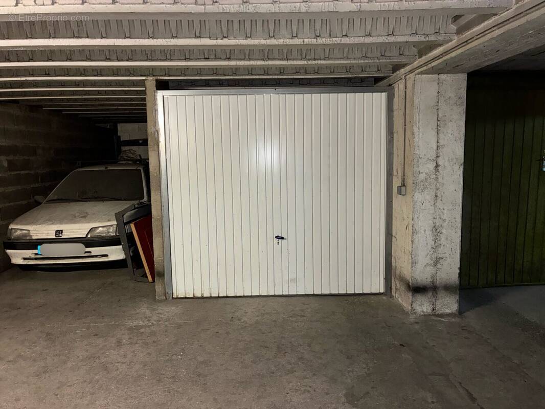 Parking à VINCENNES