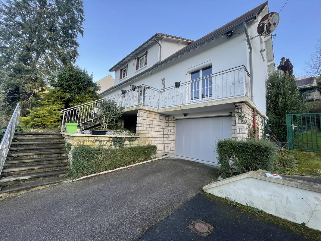 Maison à NEUILLY-EN-THELLE