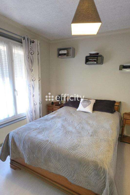 Maison à FACHES-THUMESNIL