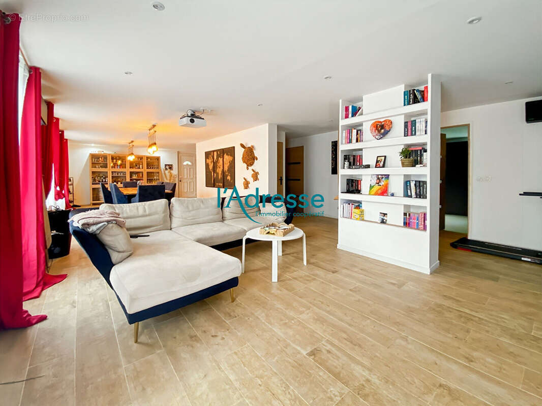 Maison à MAGNY-EN-VEXIN