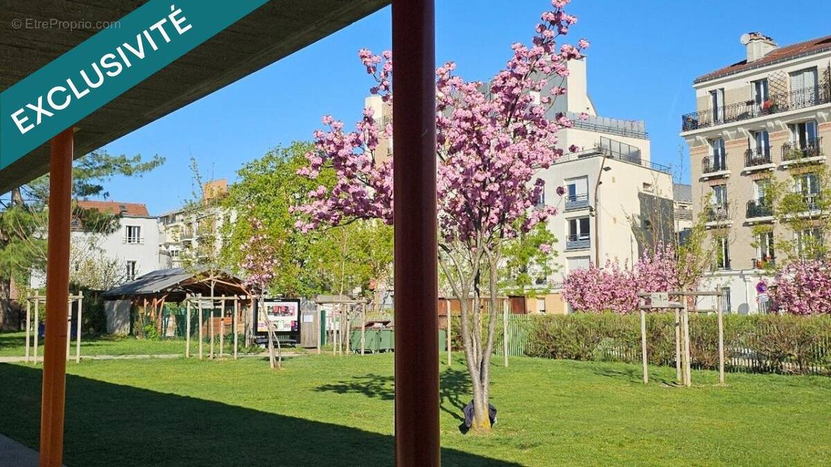 Photo 1 - Appartement à LES LILAS