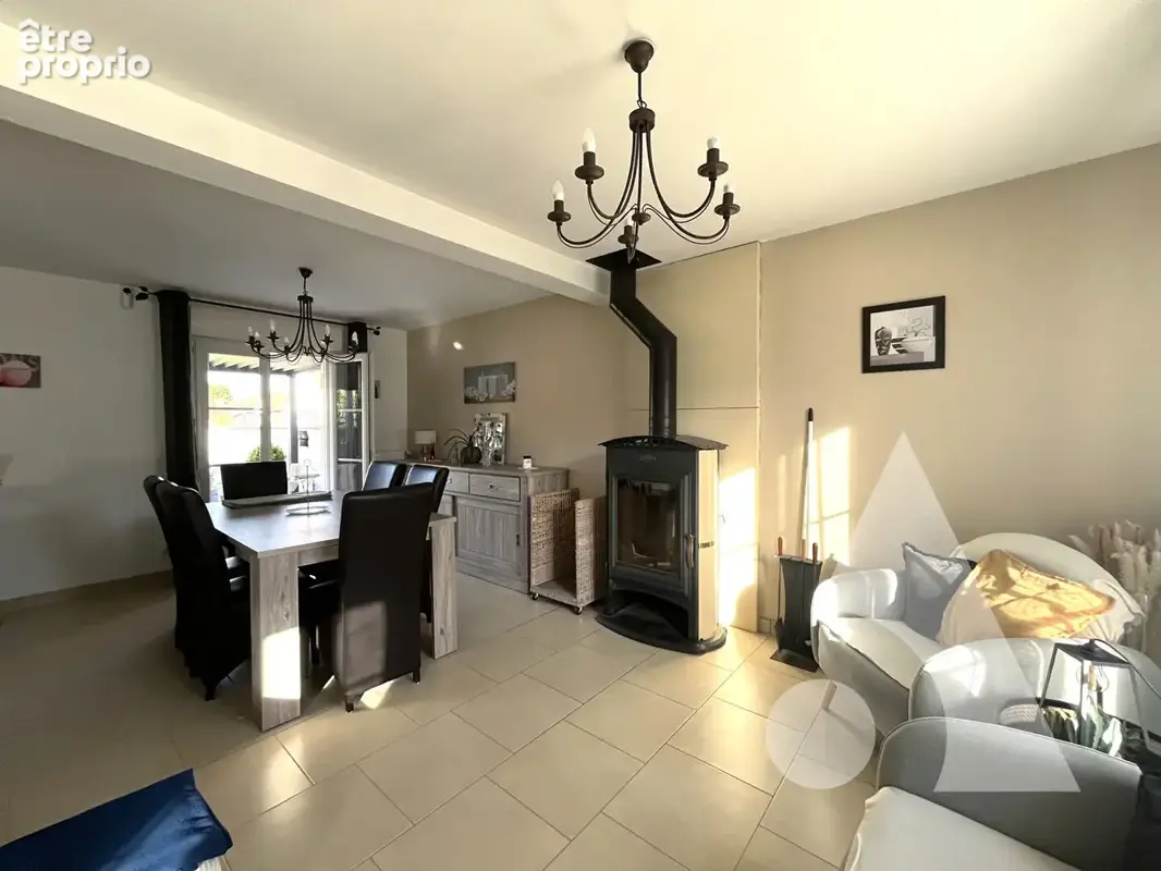 A vendre secteur calme pavillon recent 4 chambres 5 min choisy au bac - photo 4