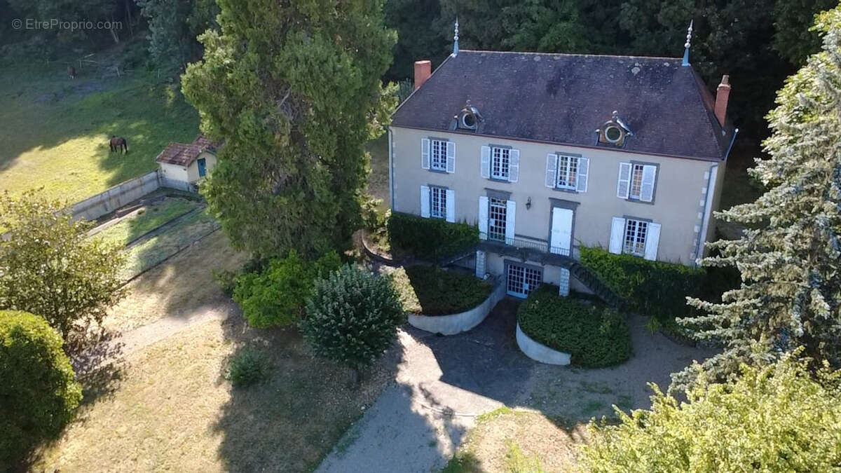 Maison de maitre de 160 m2, entre vichy-clermont - photo 3