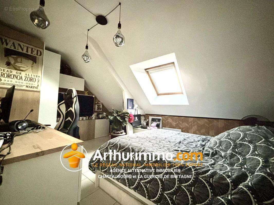 Maison à CHATILLON-EN-VENDELAIS