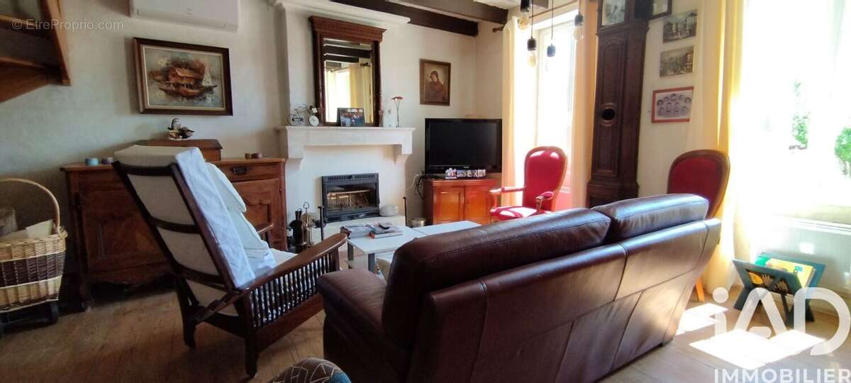 Maison 159 m² à Gourvillette  - photo 6