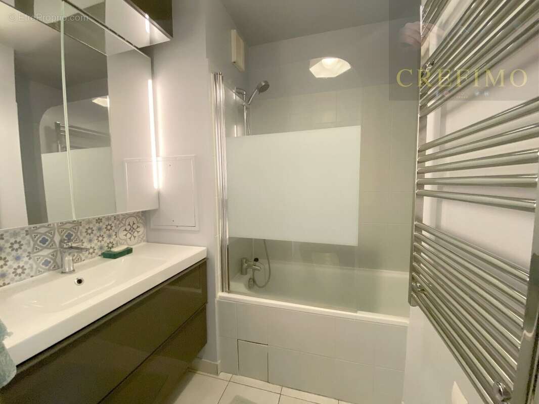 Appartement à ASNIERES-SUR-SEINE