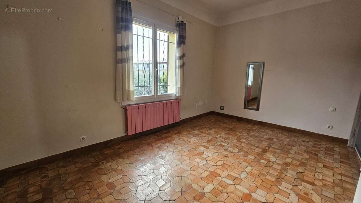 Maison à MARSEILLE-11E