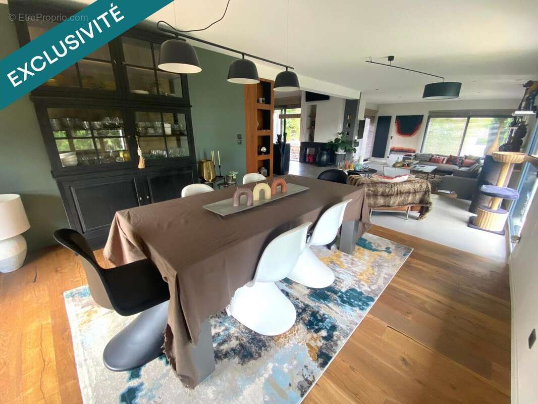 Maison 270 m² à Saint-Cyr-En-Val  - photo 5