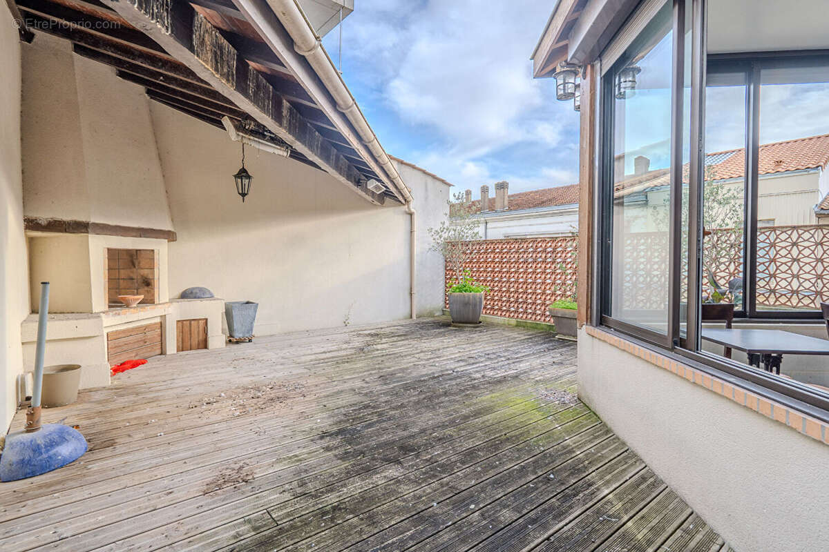 Appartement à BORDEAUX