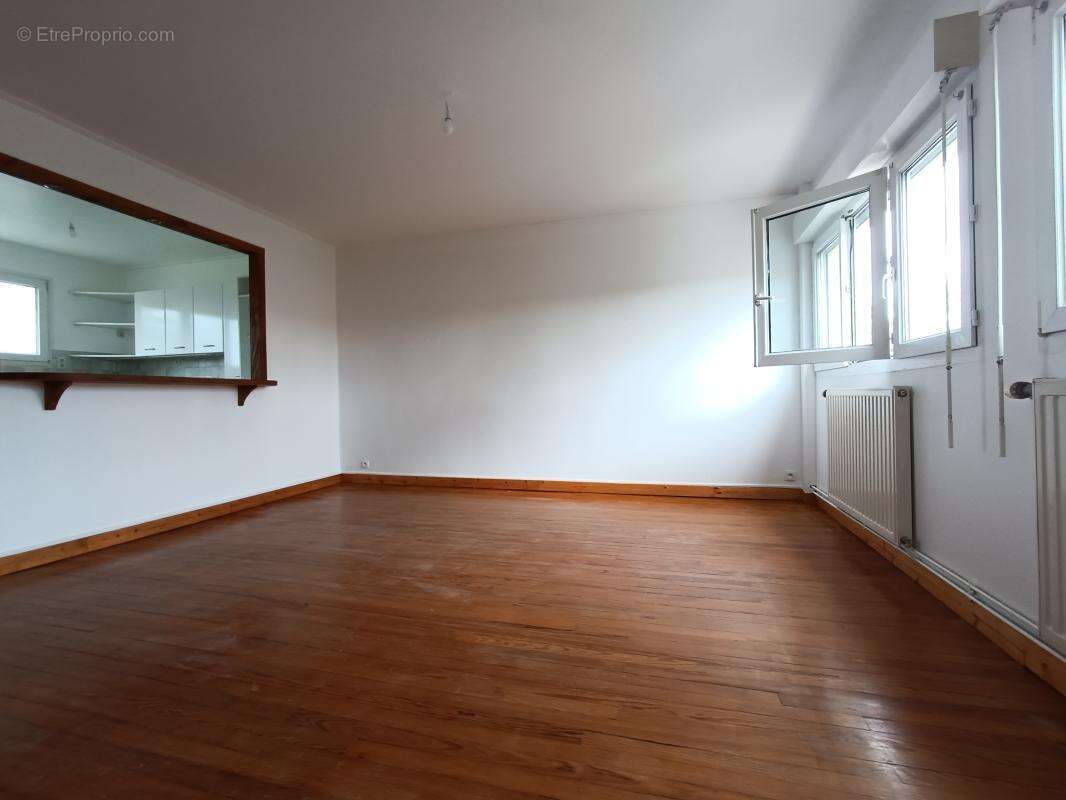 Maison à VILLEPREUX