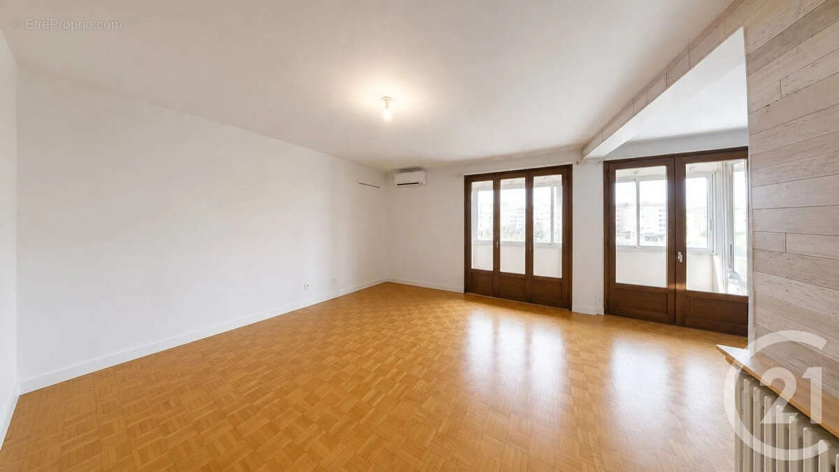 Appartement à COLOMIERS