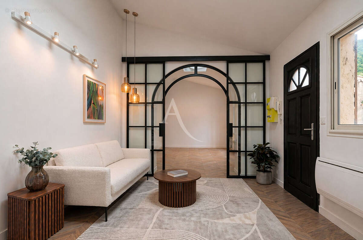 Appartement à PARIS-7E