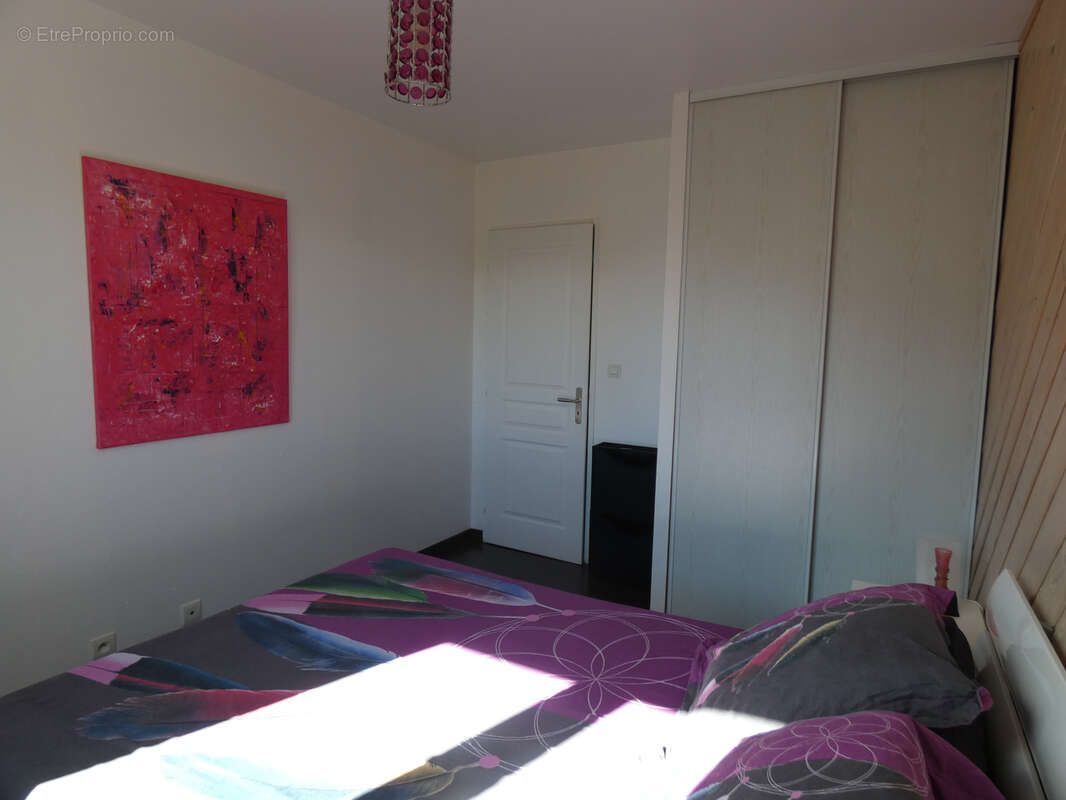 Maison à LARAGNE-MONTEGLIN