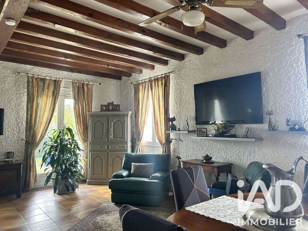 Maison 170 m² à Montpon-Menesterol  - photo 7