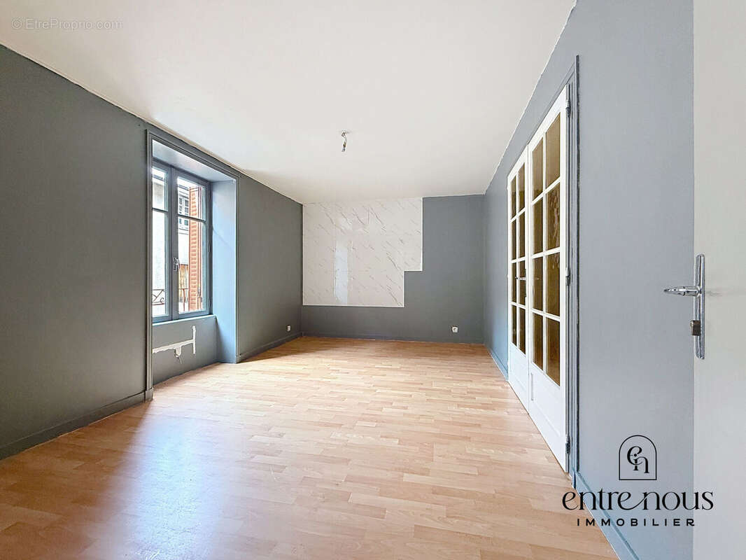 Photo 7 - Appartement à COURS-LA-VILLE