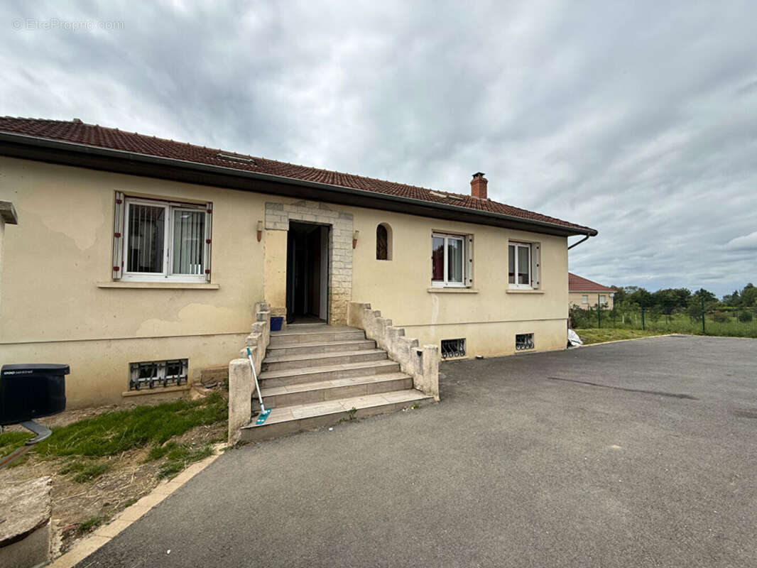Maison à VILLEBRET