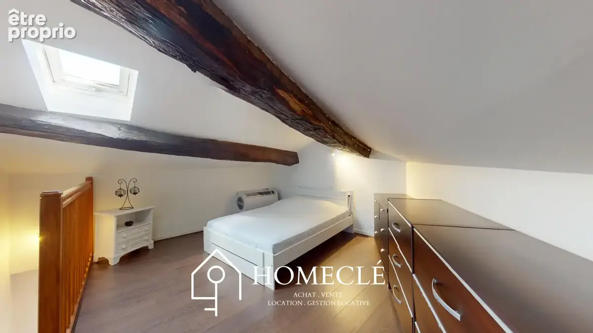 Appartement Triplex - 45 m2 - Centre-ville de Montmerle-sur-Saône - photo 8