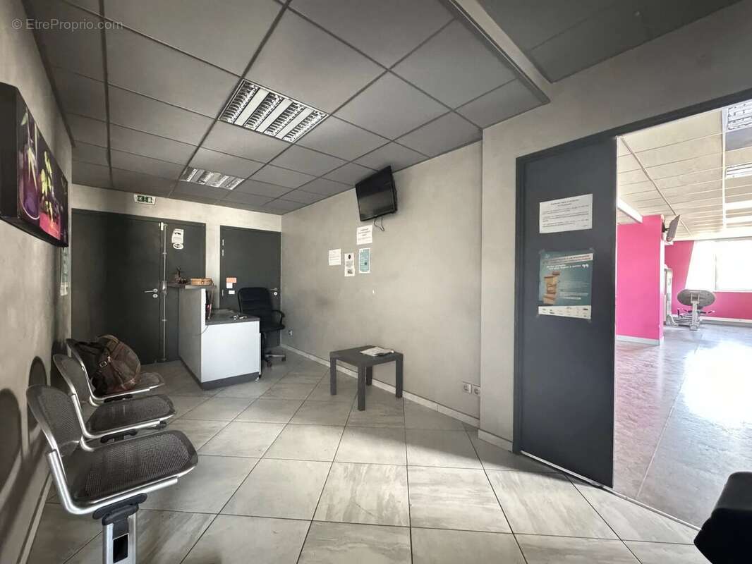 Local balneo/kinesitherapie equipe - photo 3