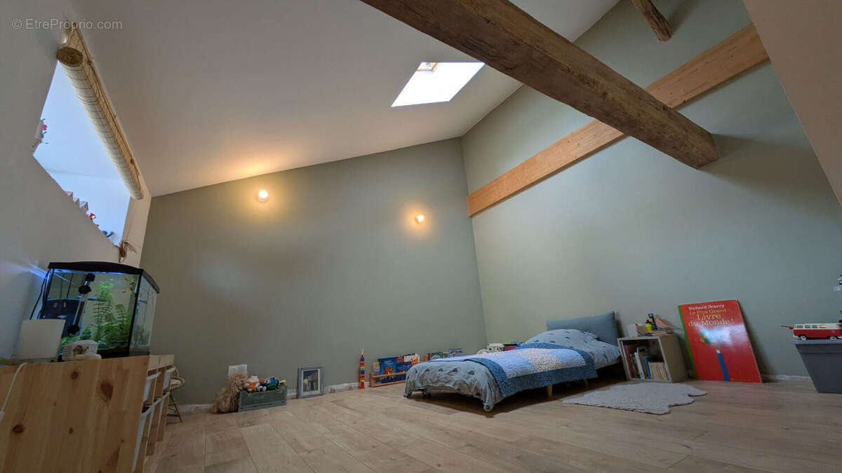 Maison à SAINT-MARTIN-L'ARS