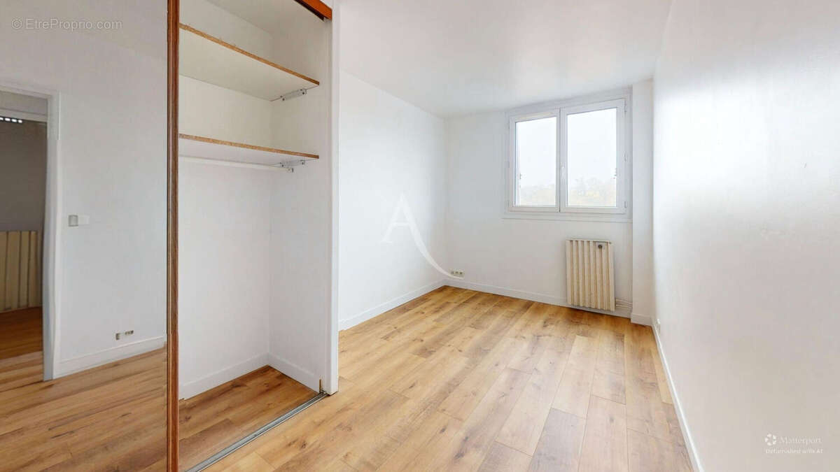 Appartement à CHILLY-MAZARIN