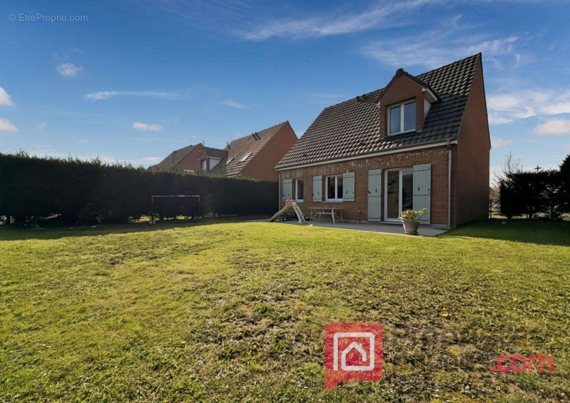 Maison à ERQUINGHEM-LYS