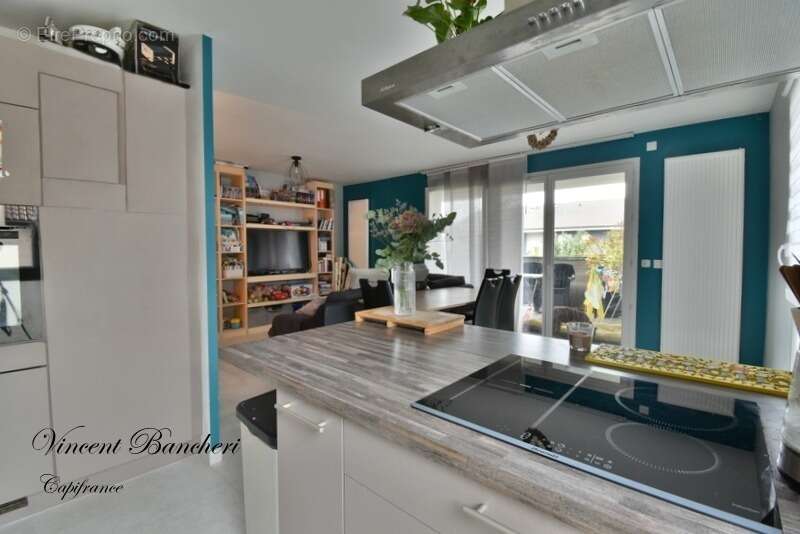 Appartement à REIGNIER