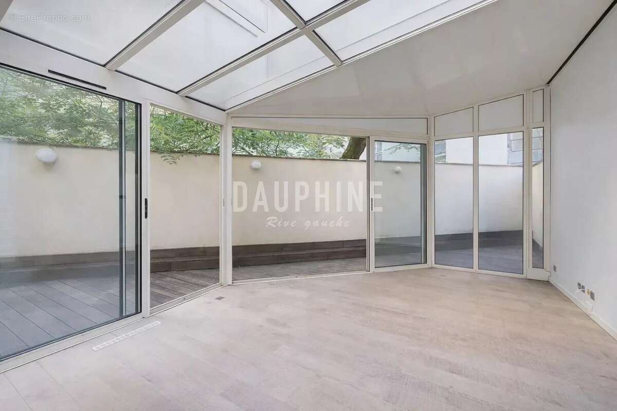 Appartement à PARIS-6E