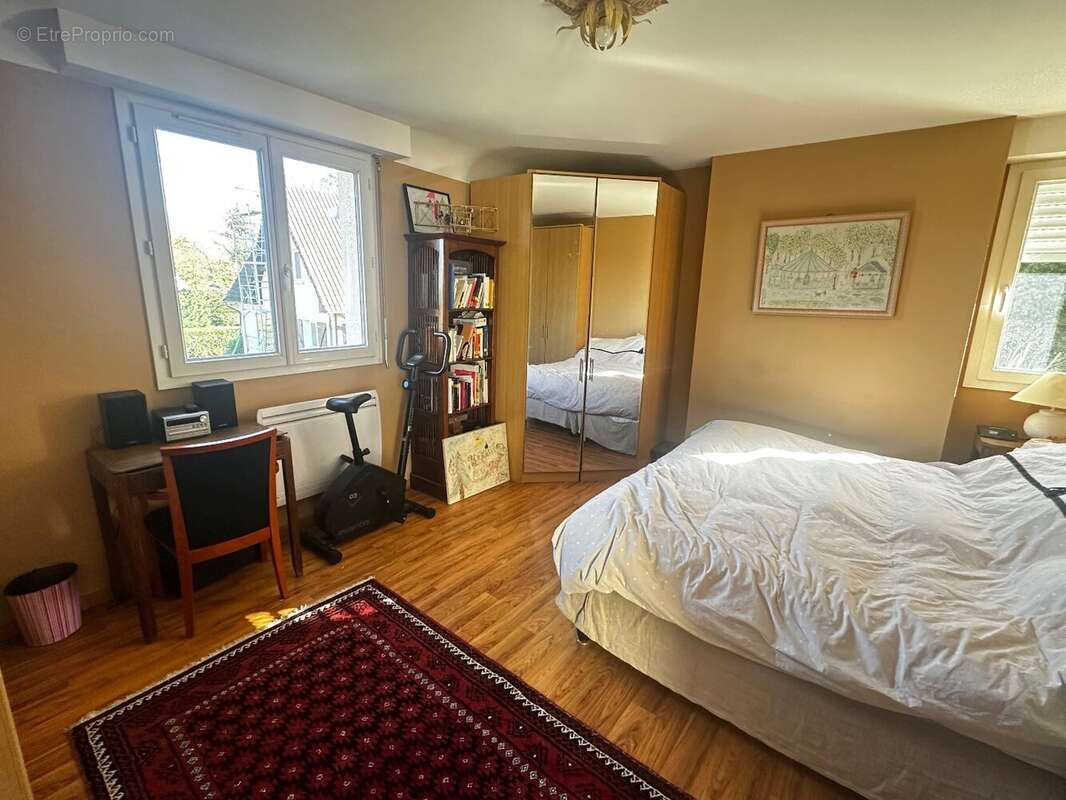Maison à LES LOGES-EN-JOSAS