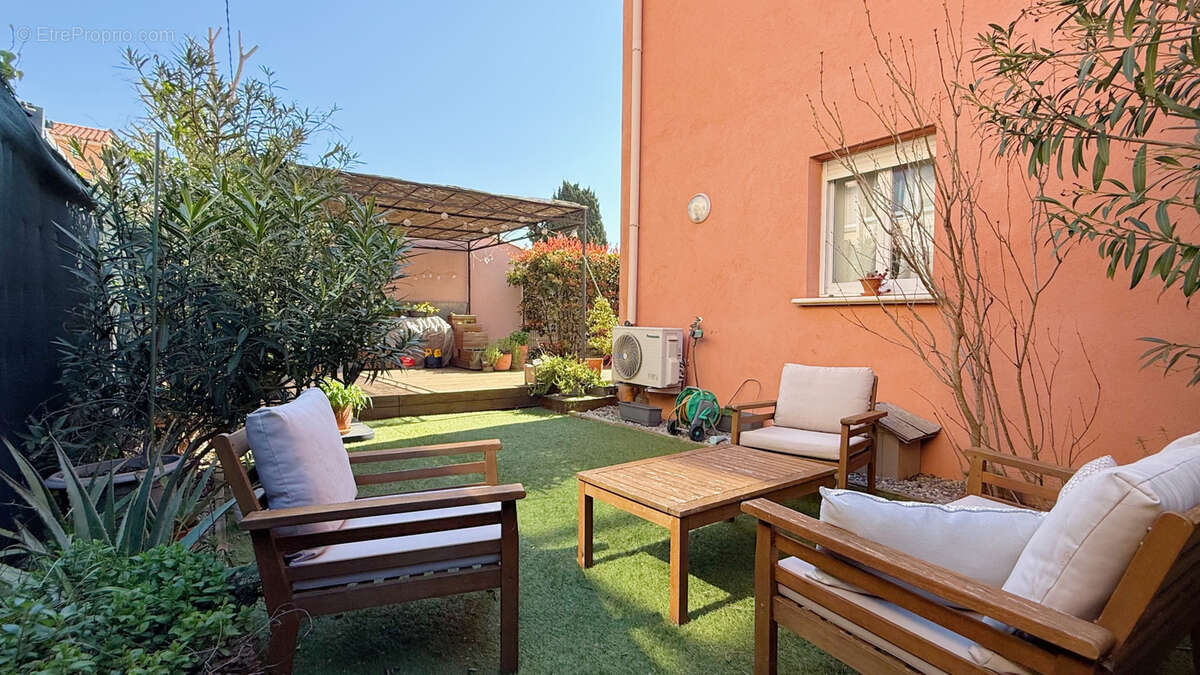Appartement à SANARY-SUR-MER
