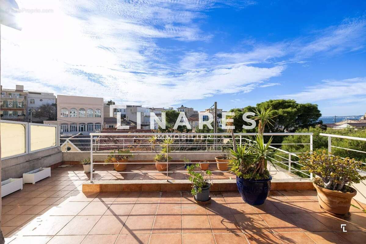 Appartement à MARSEILLE-7E