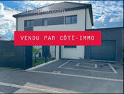 Maison à OSTRICOURT