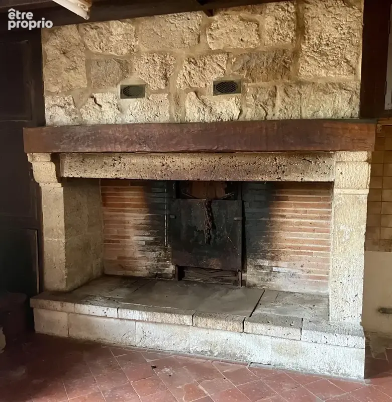Ancienne ferme en pierre au calme – 145 m² habitables et beau potentiel - photo 4