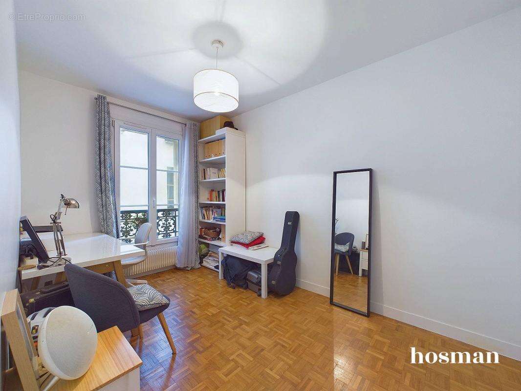 Appartement à PARIS-11E