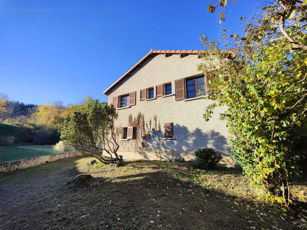 Maison à CHANTEUGES