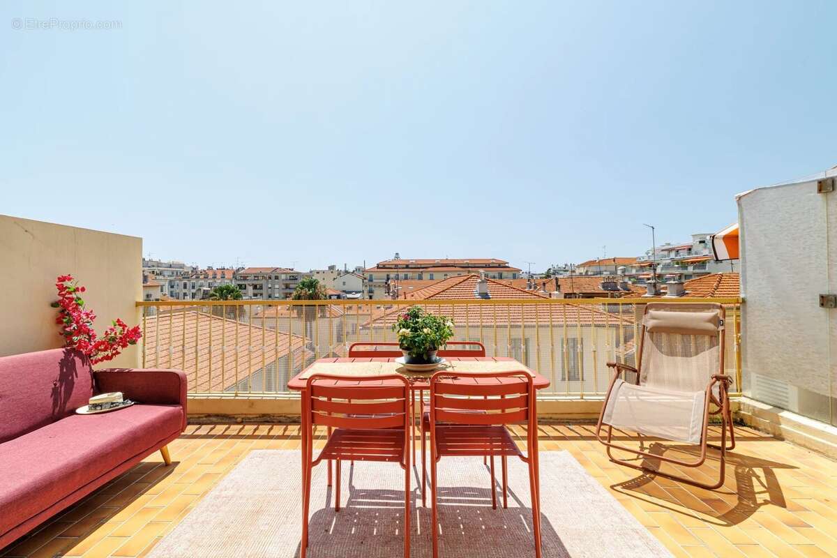 Nice musiciens – rare à la vente – lumineux 3 pièces avec terrasse de 15 m² – au calme – garage en sus - photo 4