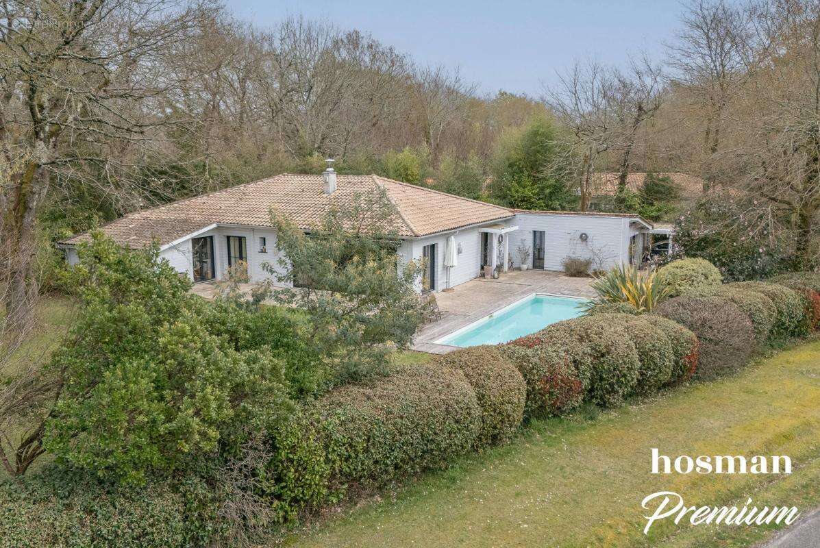 Maison à SAINT-SULPICE-ET-CAMEYRAC