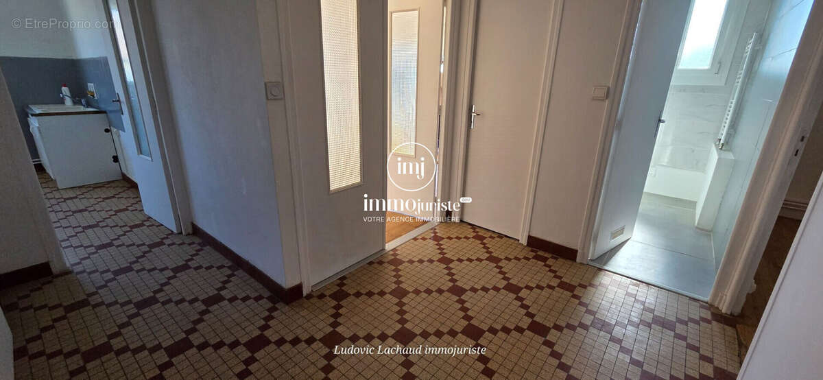 Appartement 125 m² à Limoges  - photo 8