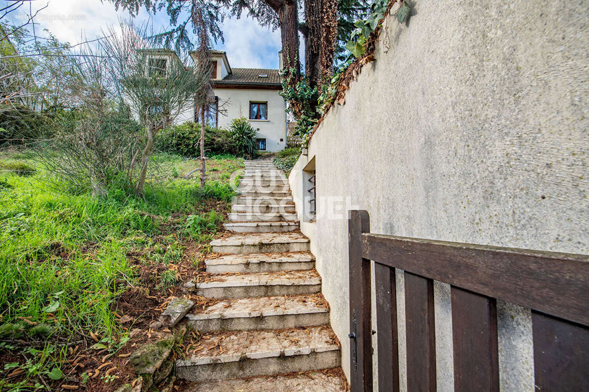 Maison à MARLY-LE-ROI