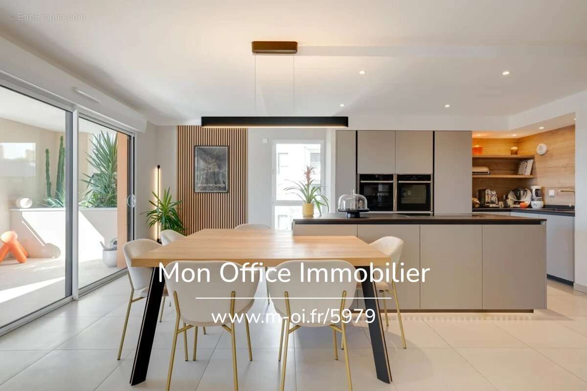Référence : 5979-JHO. - Appartement 3 pièces de 115 m² avec terrasse de 60 m² à Aix-en-Provence - photo 5