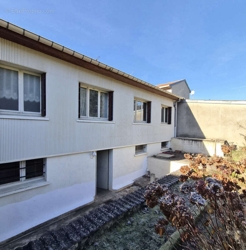 Maison à MALZEVILLE