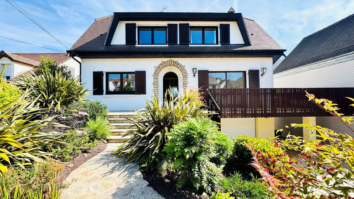 Maison familiale   vue panoramique sur le bois de verrières - photo 4