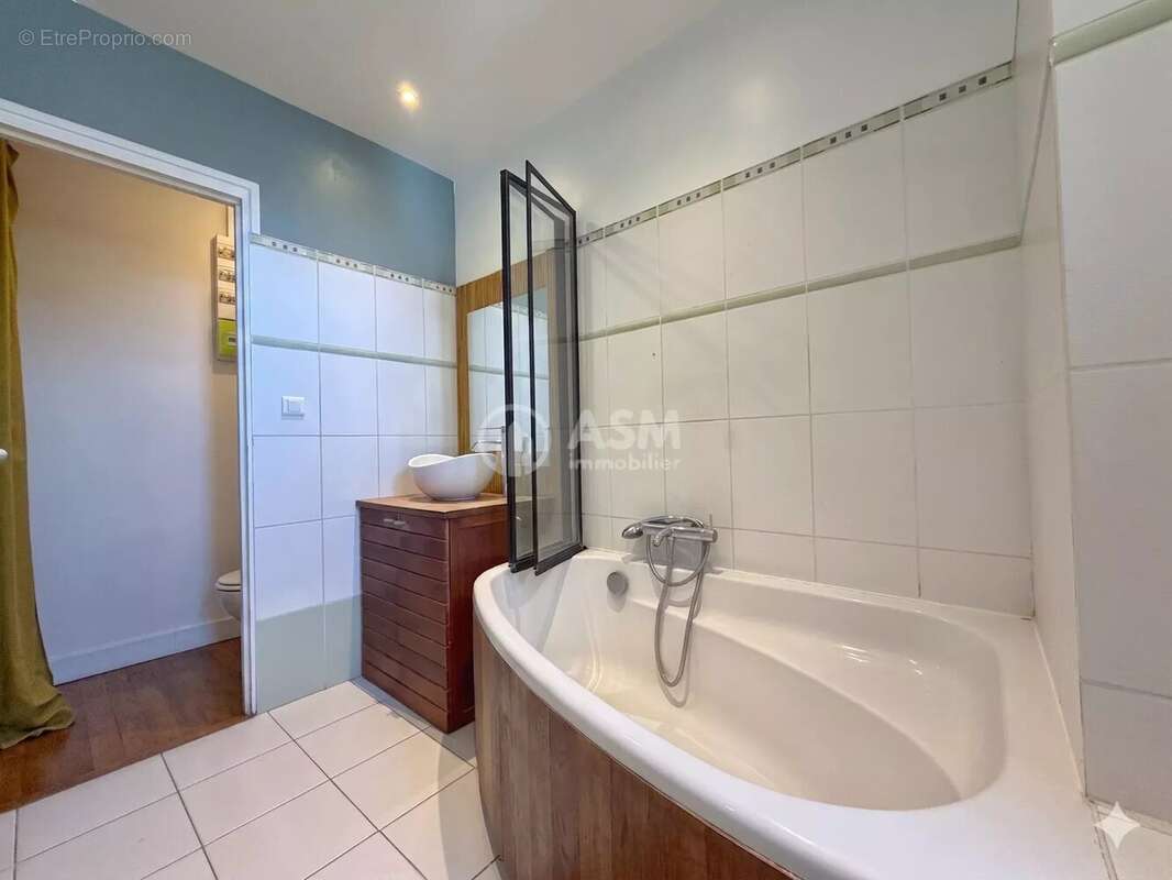 Appartement à BOIS-COLOMBES