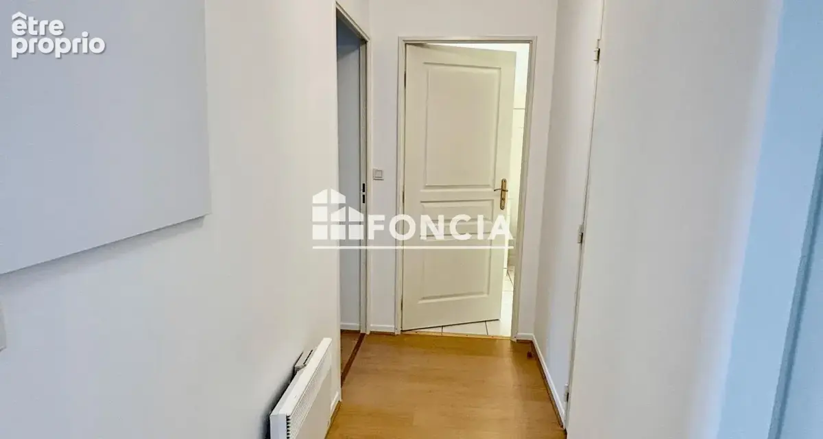 Appartement 2 pièces 45 m² à vendre à Niort (79000) - photo 2